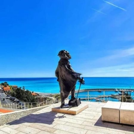 Apartament Casa Eden Ventimiglia Zewnętrze zdjęcie