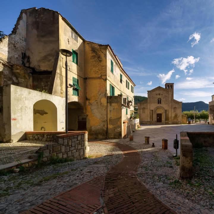 Apartament Casa Eden Ventimiglia Zewnętrze zdjęcie