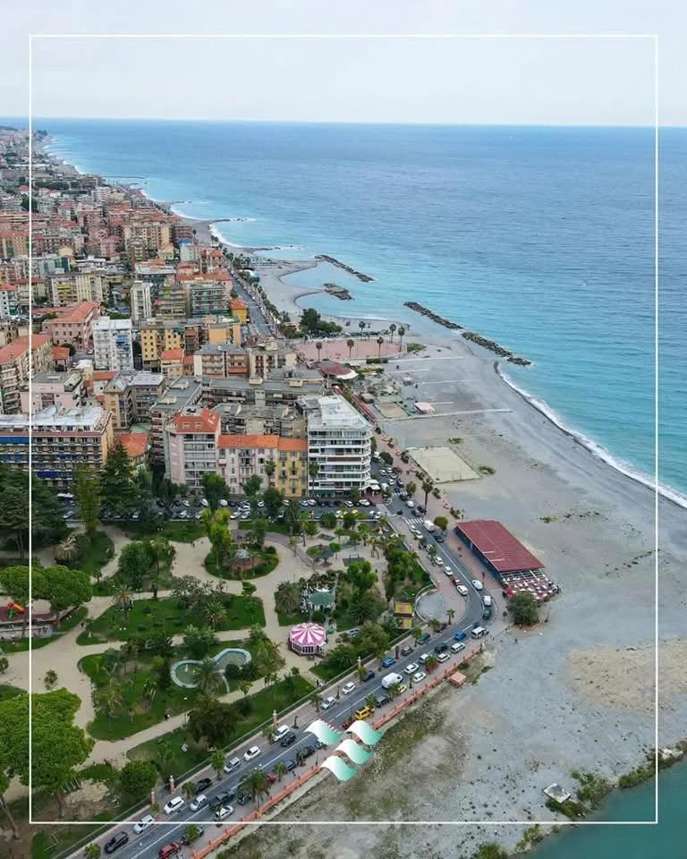 Apartament Casa Eden Ventimiglia Zewnętrze zdjęcie